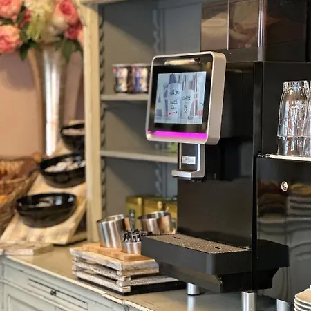 호텔 Boutique-hotel Stadtvilla Hodes 풀다