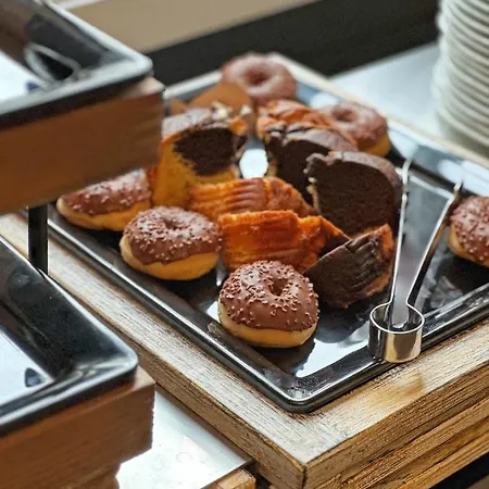 호텔 Boutique-hotel Stadtvilla Hodes 풀다